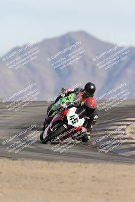 media/Nov-16-2025-Race Pace (Sun) [[8c5fa54630]]/Verified Riders/8-Turn 12 (120pm)/